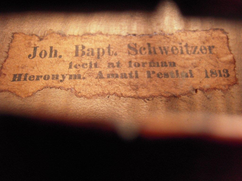 Vacker och lättspelad Schweitzer fiol. Tidigt 1800 tal.